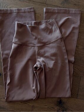 🤎 Aritzia Tna Wide Leg Hi Rise Leggings XXS Taupe